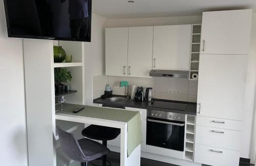Bemerode Apartment | Ferienwohnung mit Fußbodenheizung nahe Messe, gratis Parkplatz und Abstellplatz E - Bike