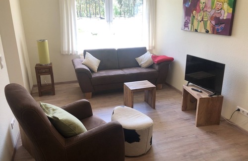 Sassenburg Apartment | Ferienwohnung mit Terrasse