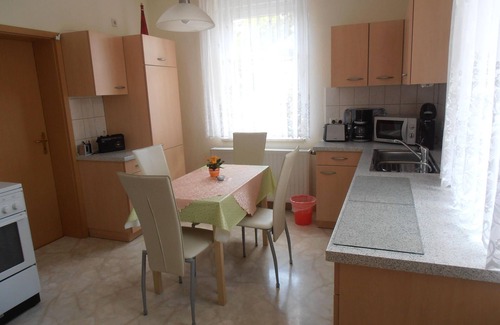 Steinberg Apartment | Ferienwohnung Mitreuter