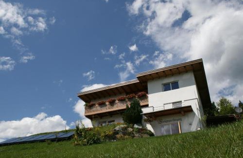 Mosern Apartment | Ferienwohnung Moralé