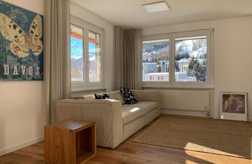 Davos-Dorf Apartment | Ferienwohnung Parsennblick mit Dachterrasse