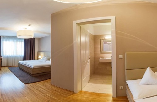 Feldbach House | Ferienwohnung - Pfeilers Bürgerstüberl und Hotel