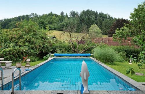 Suggental Apartment | Ferienwohnung Poolblick