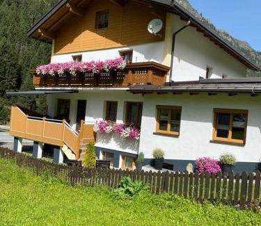 Sankt Leonhard im Pitztal Apartment | Ferienwohnung Rimml