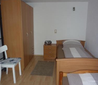 Deiningen Apartment | Ferienwohnung Saskia