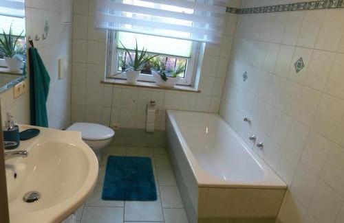 Munchenbernsdorf Apartment | Ferienwohnung Schön