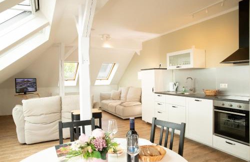 Guestrow Apartment | Ferienwohnung Schlossblick