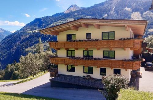 Brandberg Apartment | Ferienwohnung - Schmirnerhof