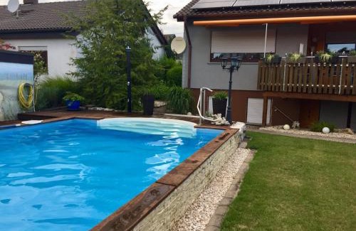 Sersheim Apartment | Ferienwohnung Schwarz
