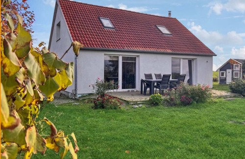 Dobin am See Cabin | Ferienwohnung Seeblick