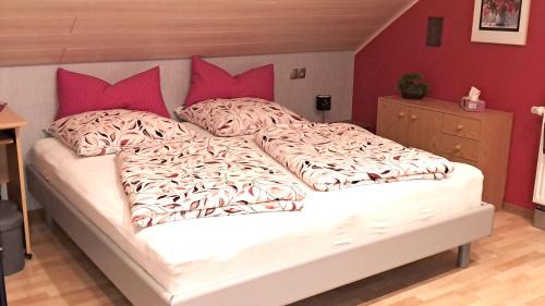 Waldbuttelbrunn Apartment | Ferienwohnung Seegarten