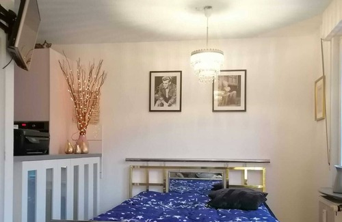 Remscheid Bed & Breakfast | Ferienwohnung Skyview – Kuscheliger Rückzugsort mit spektakulärer Fernsicht 😉