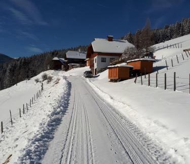 Zedlitzdorf Apartment | Ferienwohnung Stampfer