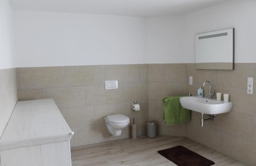 Kesseling Apartment | Ferienwohnung Surges