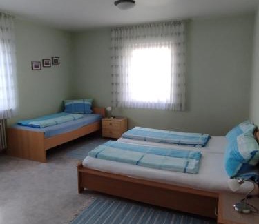 Viereth Apartment | Ferienwohnung Treuter