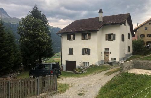 Grisons Apartment | Ferienwohnung Visoura