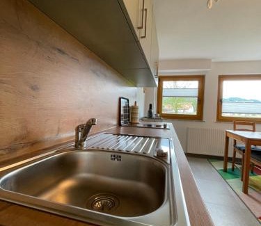 Kirschentheuer Apartment | Ferienwohnung Waldhauser