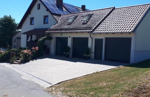Sinzing Apartment | Ferienwohnung Weigert