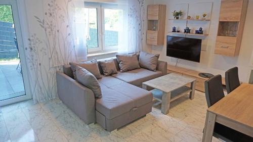 Heuchelhof Apartment | Ferienwohnung Wunderschön