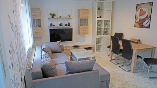 Heuchelhof Apartment | Ferienwohnung Wunderschön