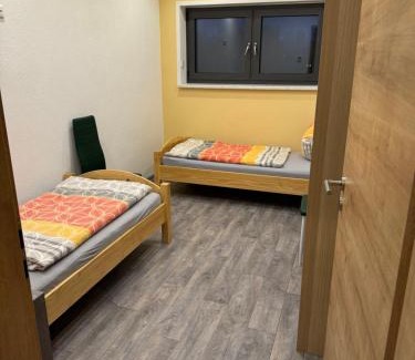 Treuen Apartment | Ferienwohnung Zeitler