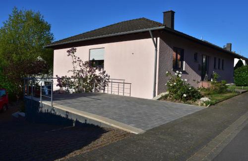 Ockfen Apartment | Ferienwohnung Zum Geisberg