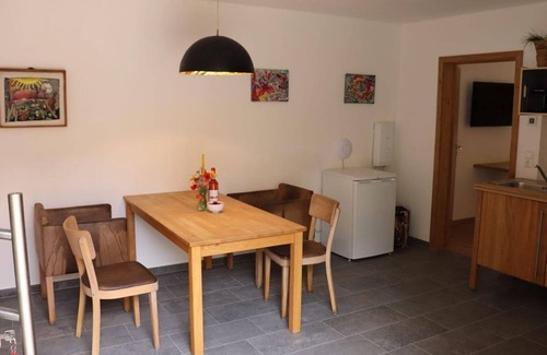 Westerweyhe Apartment | Ferienwohnung Zwirn - Hotel 11 Eulen Uelzen
