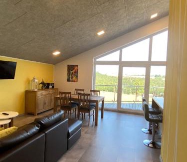 Pitscheid Apartment | Ferienwohnungen Eifelausblick
