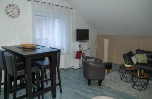 Lottstetten Apartment | Ferienwohnungen Hirschen Lottstetten