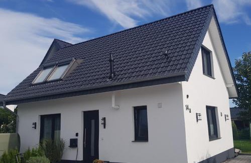 Westerenger Apartment | Ferienwohnungen Liliencron - Fewo II (Ferienhaus)