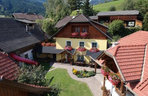 Trebesing House | Ferienwohnungen Simonbauer