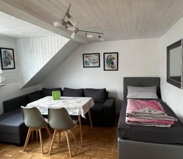 Hof Apartment | Ferienwohnungen Yanev- Hof