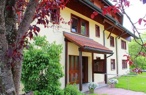 Hinterzarten Apartment | Ferienwohung Flores Hinterzarten