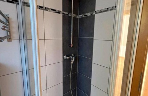 Hollnich Apartment | Ferienzimmer, Handwerkerzimmer, Wohnen auf Zeit