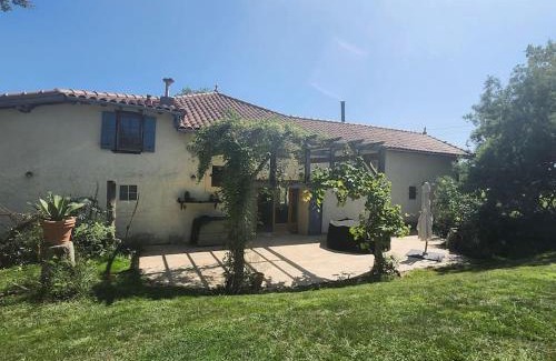 Viozan House | Ferme équerre 12 personnes avec piscine