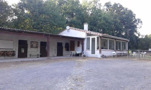 Pailloles House | ferme équestre des abrons