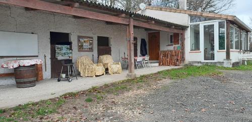 Pailloles House | ferme équestre des abrons