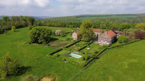 Yvoir House | Ferme de l'Airbois - Gite du Logis 14pers