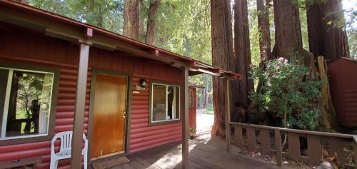 Felton Resort | Fern River Resort