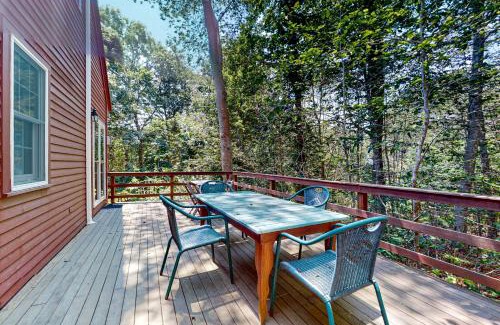 West Tisbury House | Fernbank Hideaway