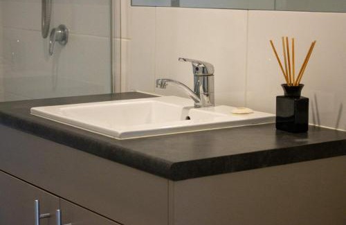 Karalee Apartment | Fernhouse - Sleeps up to 4 PPL