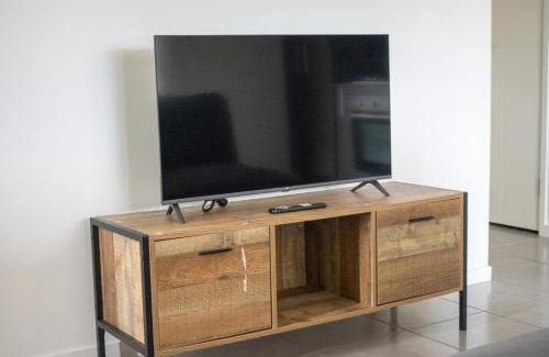 Karalee Apartment | Fernhouse - Sleeps up to 4 PPL