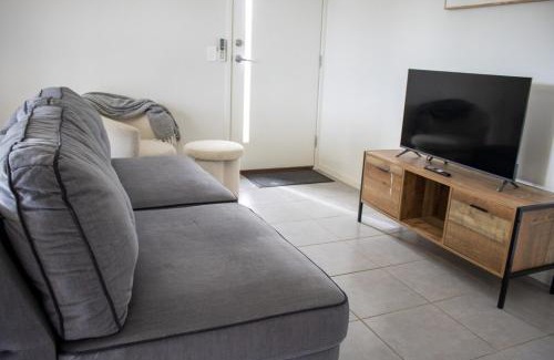 Karalee Apartment | Fernhouse - Sleeps up to 4 PPL