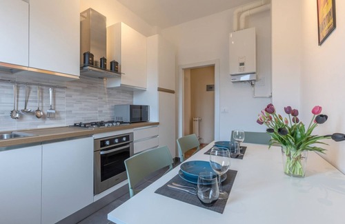 Ferrara Apartment | Ferrara The Castle Dazzling Apartment