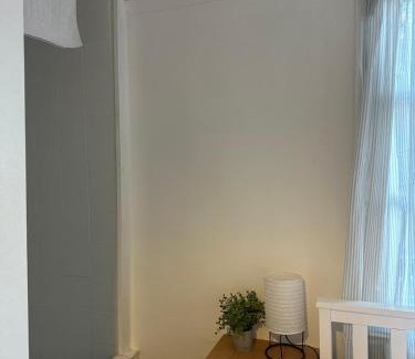 Whitchurch-on-Thames Hotel | Ferryboat Inn