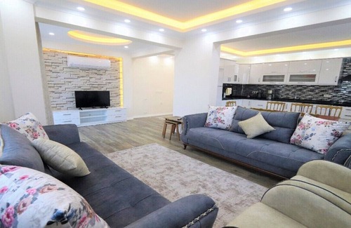Fethiye City Center Villa | FETHİYE ÇALIŞTA ÖZEL HAVUZLU BÜYÜK VİLLA