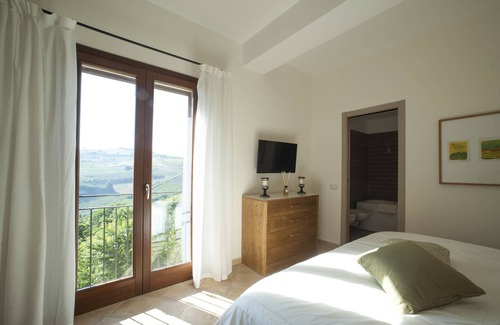 Santa Ninfa House | Feudo del Biviere