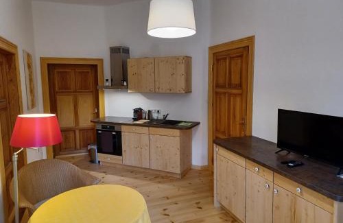 Kloster Lehnin Apartment | FeWo "Biene" im Kunstgut Krahne