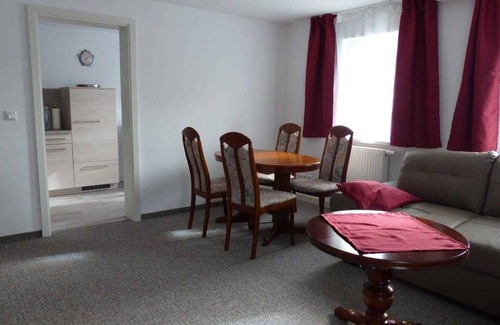 Bad Klosterlausnitz Apartment | Fewo E33 bei Peter - Ferienwohnung
