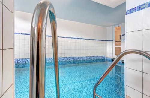 Zinnowitz Apartment | Fewo Gabriele Innenpool und Sauna